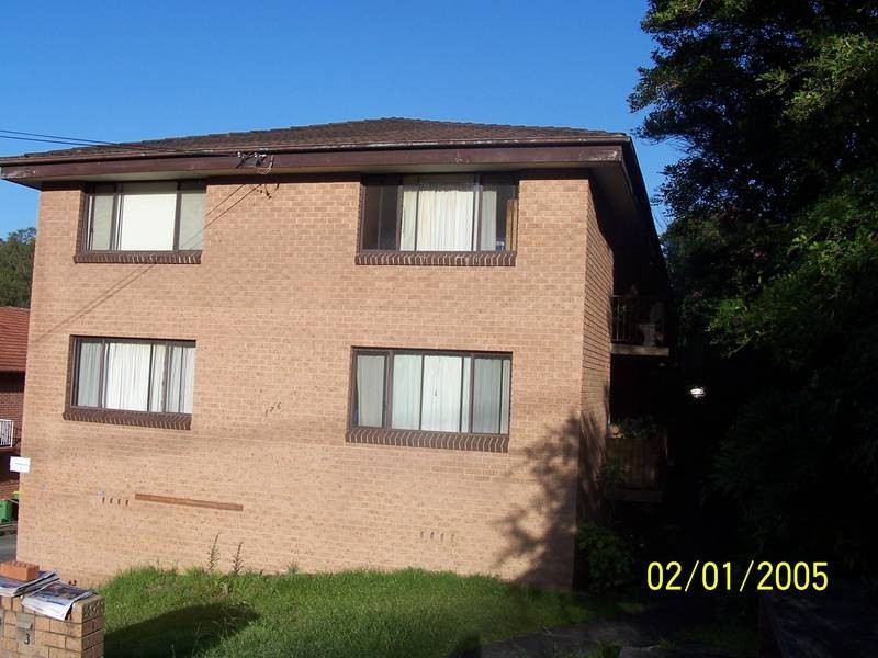 2/176 Gertrude Street, Gosford NSW 2250