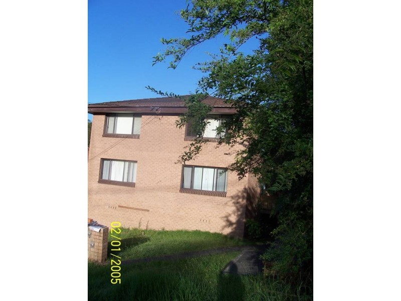 2/176 Gertrude Street, Gosford NSW 2250