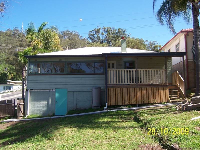 64 Etna Street, Gosford NSW 2250