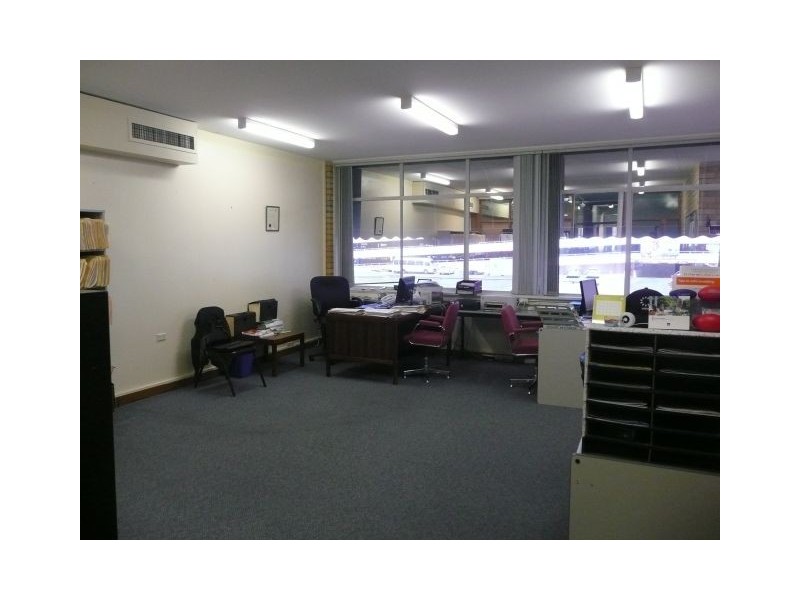 4 Baker Street, Gosford NSW 2250