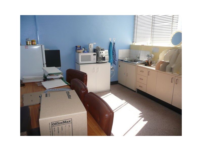 4 Baker Street, Gosford NSW 2250