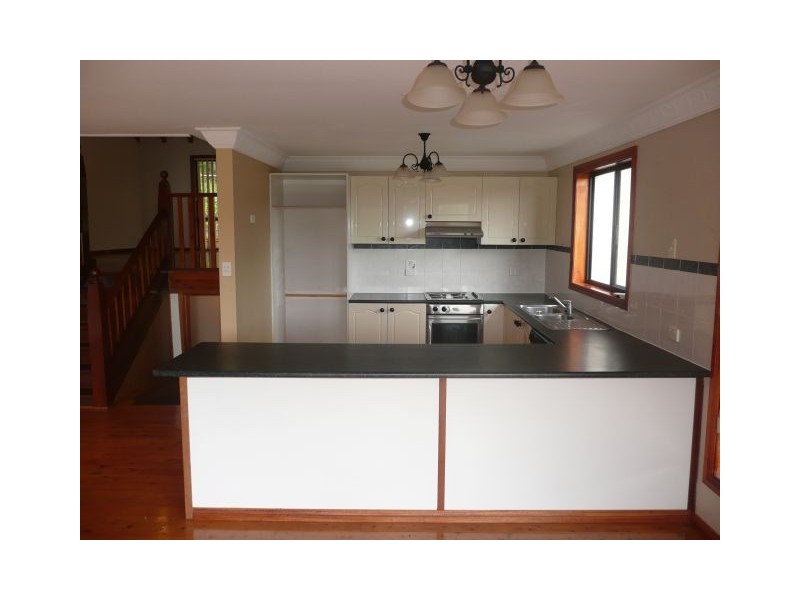 5 Dora Street, Lisarow NSW 2250