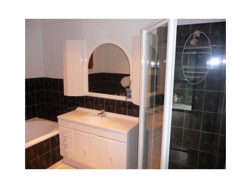 5 Dora Street, Lisarow NSW 2250