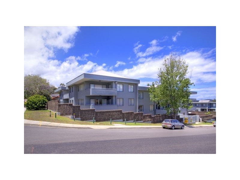 10/13-15 Moore Street, West Gosford NSW 2250
