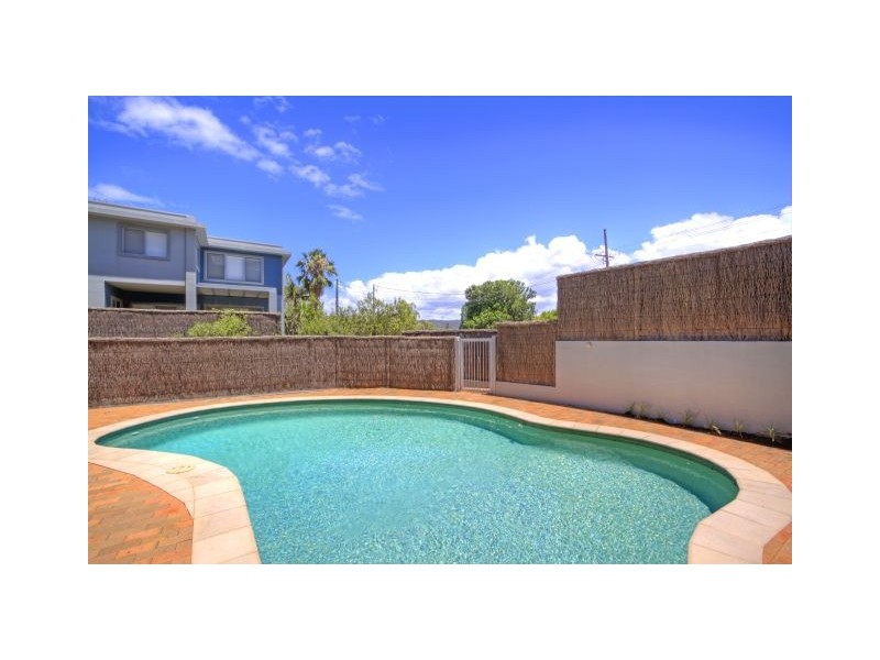 10/13-15 Moore Street, West Gosford NSW 2250