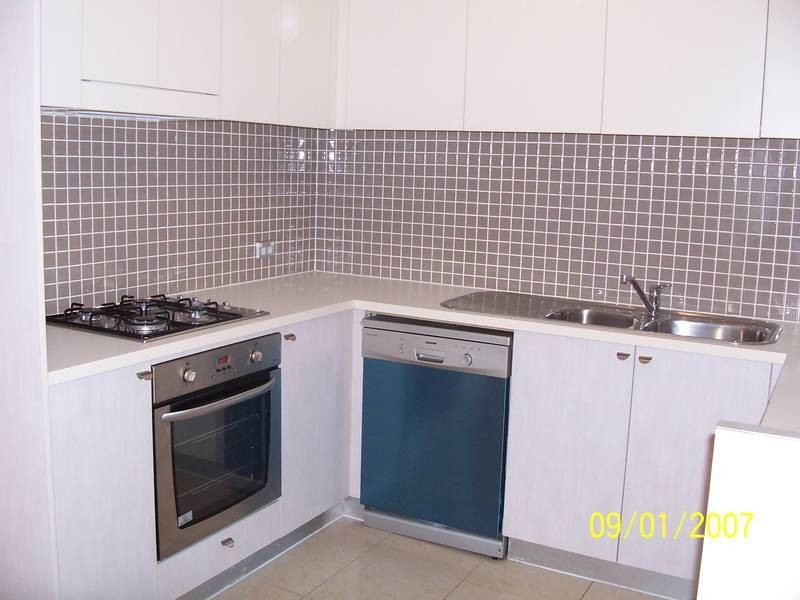 335/80 John Whiteway Drive, Gosford NSW 2250