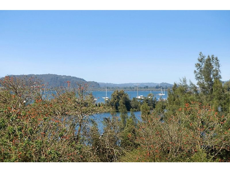 8/29 Central Coast Highway, West Gosford NSW 2250