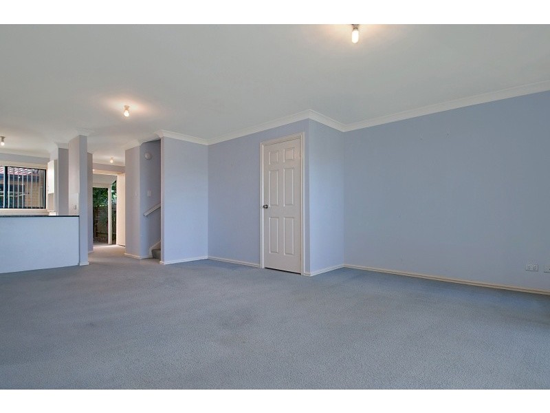8/29 Central Coast Highway, West Gosford NSW 2250