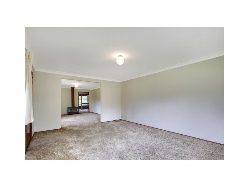 16 Nerissa Crescent, Erina NSW 2250
