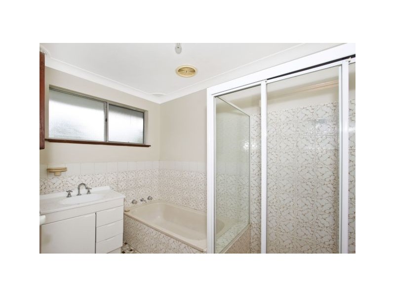 16 Nerissa Crescent, Erina NSW 2250