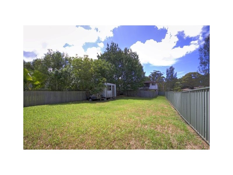 16 Nerissa Crescent, Erina NSW 2250