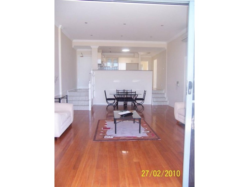 20/187-189 Albany Street, Point Frederick NSW 2250