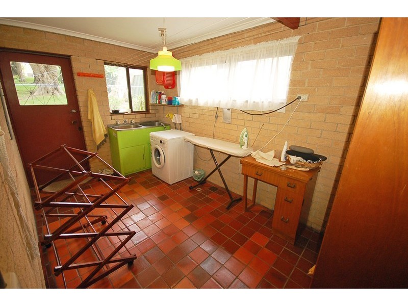 1 Duke Street, Point Frederick NSW 2250