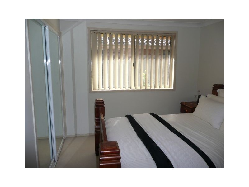 1/17 Beechwood Close, Ourimbah NSW 2258