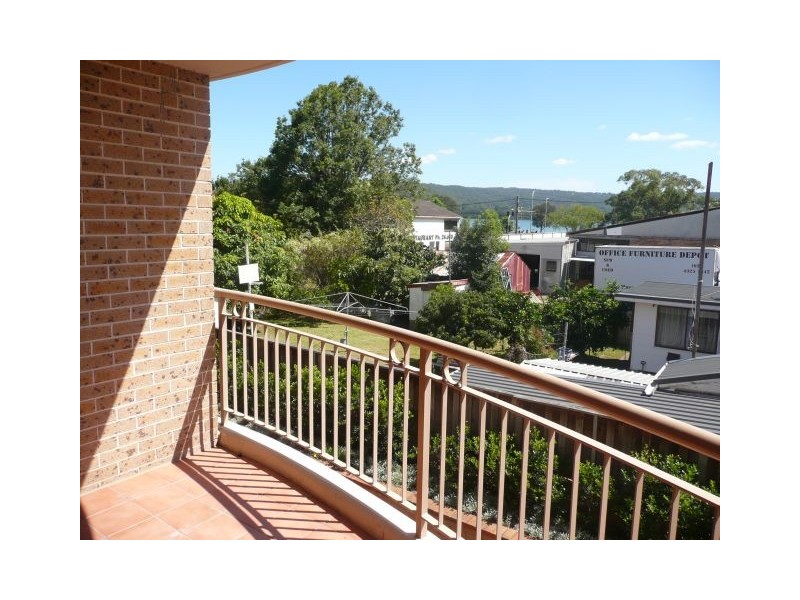 1/3-5 Shortland Street, Point Frederick NSW 2250