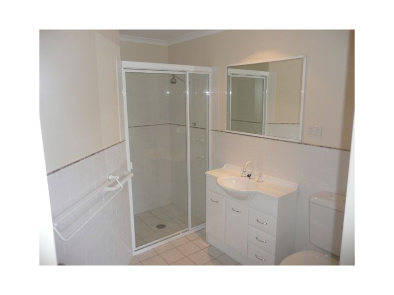 1/3-5 Shortland Street, Point Frederick NSW 2250
