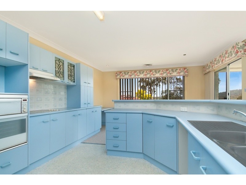 5 Robinia Parade, Springfield NSW 2250