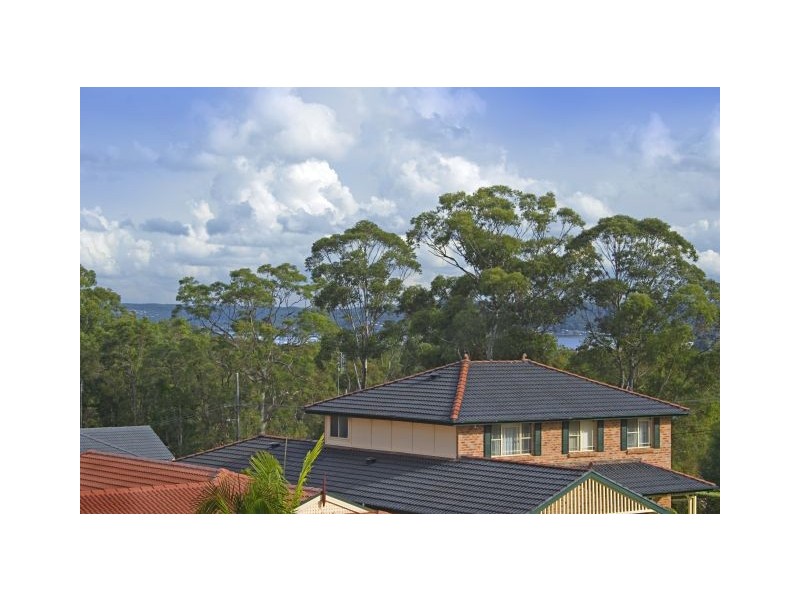 5 Robinia Parade, Springfield NSW 2250