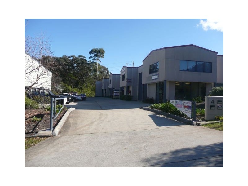 2/4 Enterprise Close, West Gosford NSW 2250
