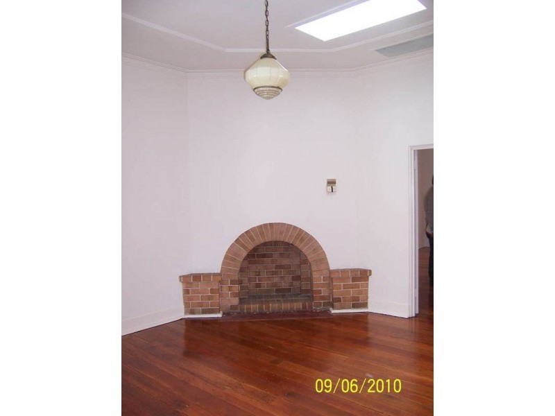 1/37 Mann Street, Gosford NSW 2250