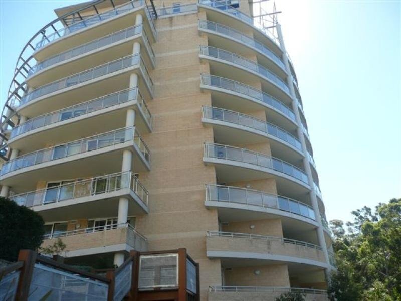 241/80 John Whiteway Drive, Gosford NSW 2250