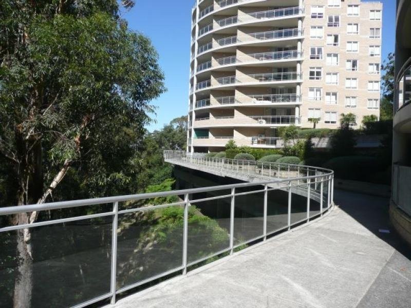 241/80 John Whiteway Drive, Gosford NSW 2250