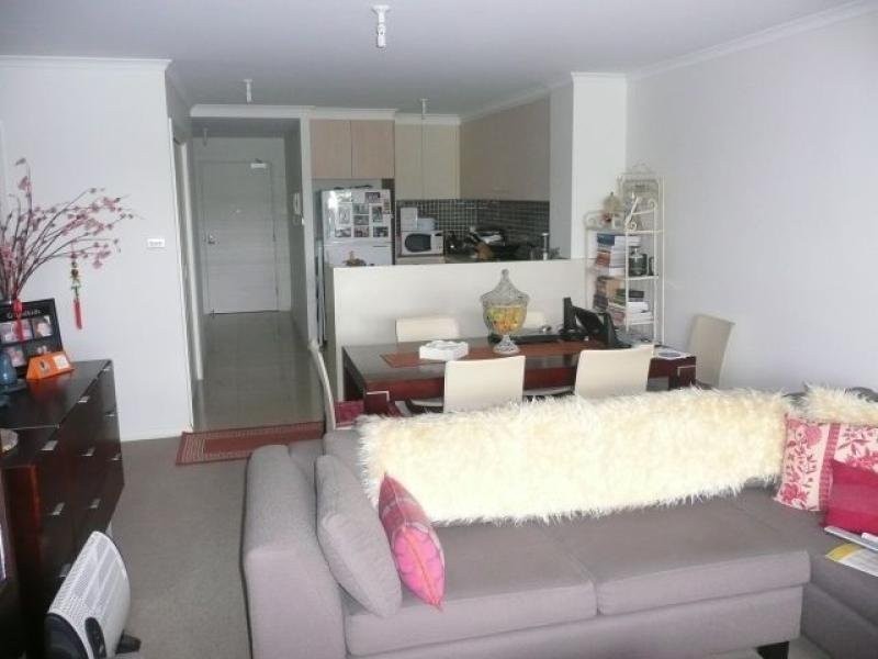 241/80 John Whiteway Drive, Gosford NSW 2250