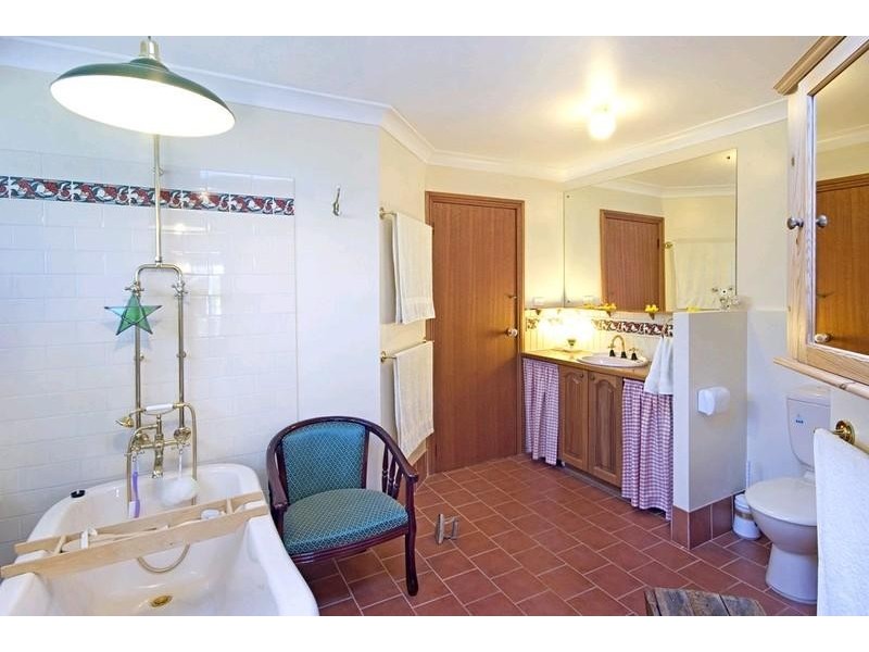 4 Glenwood Road, Narara NSW 2250