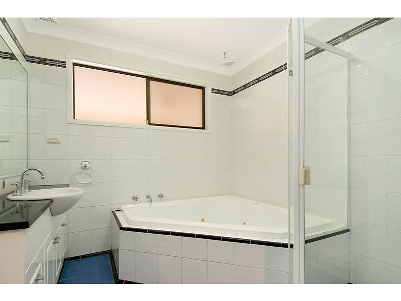 17 Ourimbah Street, Lisarow NSW 2250
