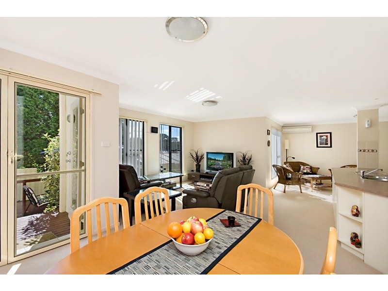 10/51 Newling Street, Lisarow NSW 2250