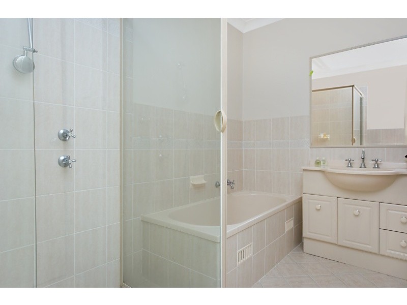 10/51 Newling Street, Lisarow NSW 2250