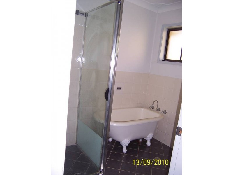 2/17 Ward Street, Gosford NSW 2250