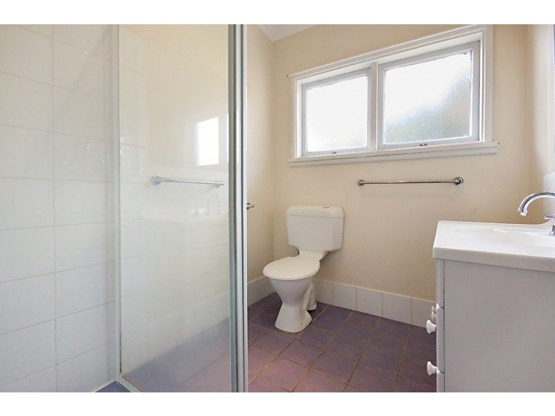 21 Sunset Street, Wyoming NSW 2250