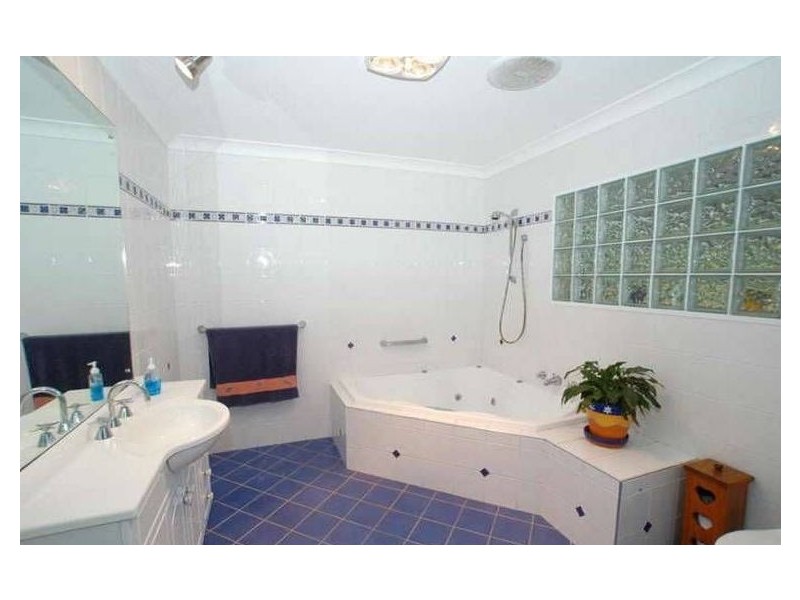 6 Sundale Avenue, Terrigal NSW 2260
