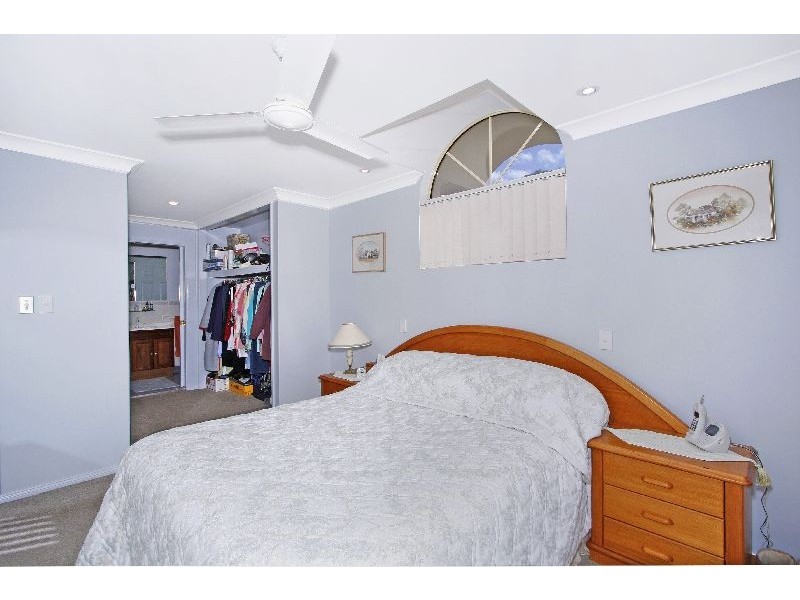 9 The Rise, Lisarow NSW 2250