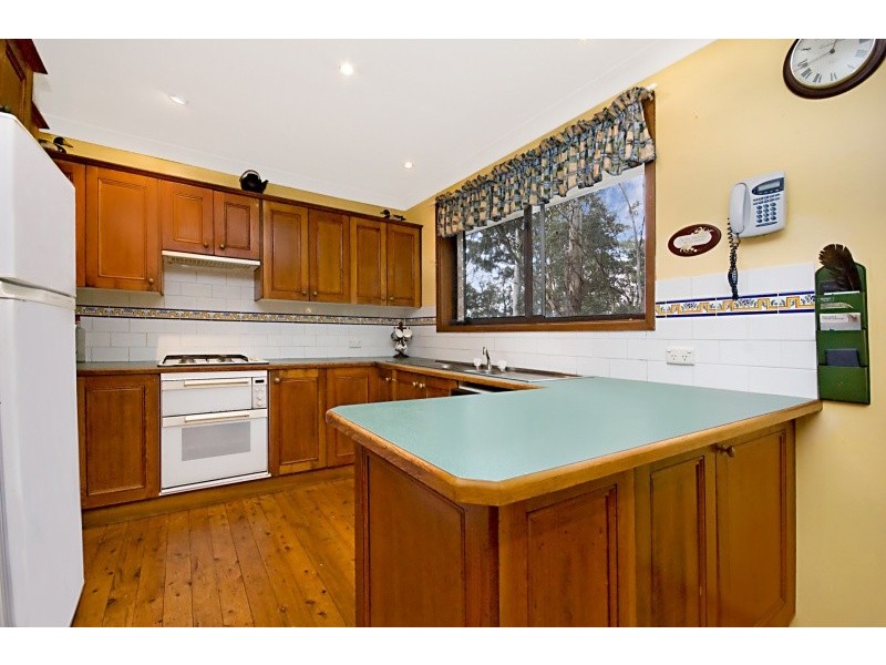 5 Moxham Street, Wyoming NSW 2250