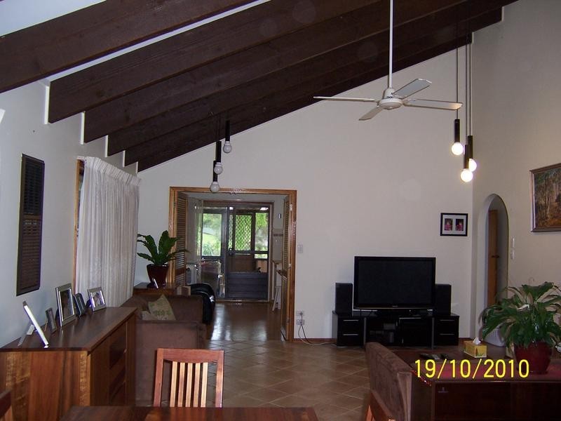 166 Wells Street, Springfield NSW 2250