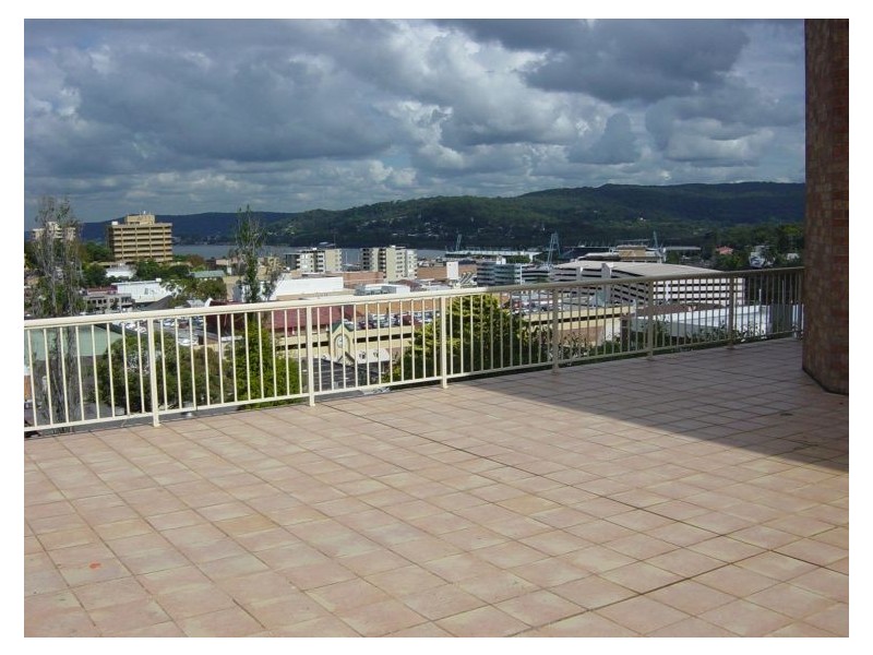 23/145 Faunce Street, Gosford NSW 2250