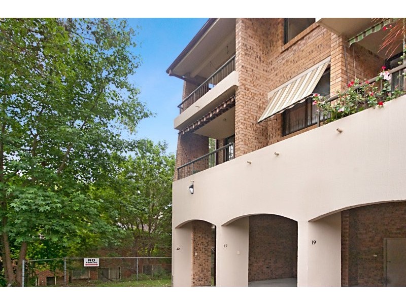 20/62 Beane Street, Gosford NSW 2250