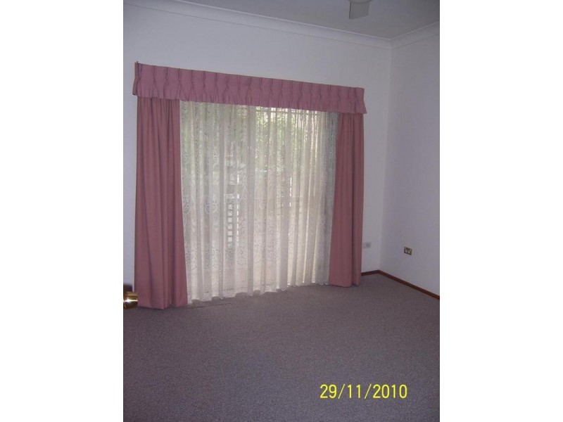 2/136 Albany Street, Point Frederick NSW 2250