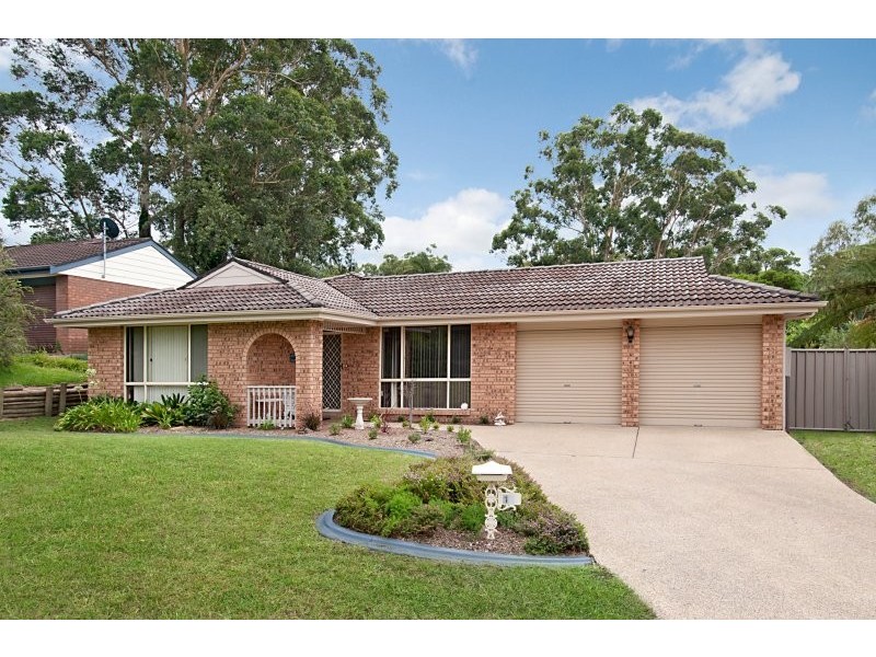 12 Greenlee Street, Green Point NSW 2251