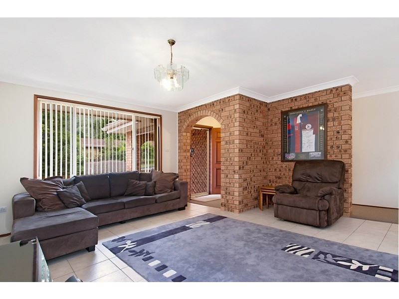 12 Greenlee Street, Green Point NSW 2251