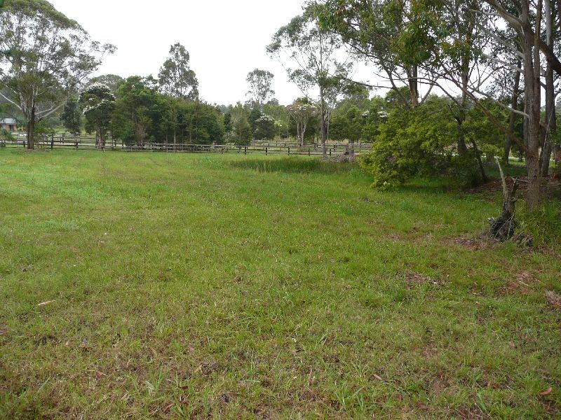 33 Burlington Avenue, Jilliby NSW 2259