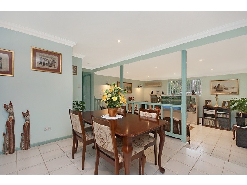 5 Parkhill Road, Wyoming NSW 2250