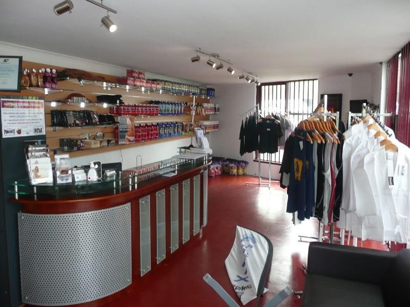 2/2 Carnarvon Road, West Gosford NSW 2250