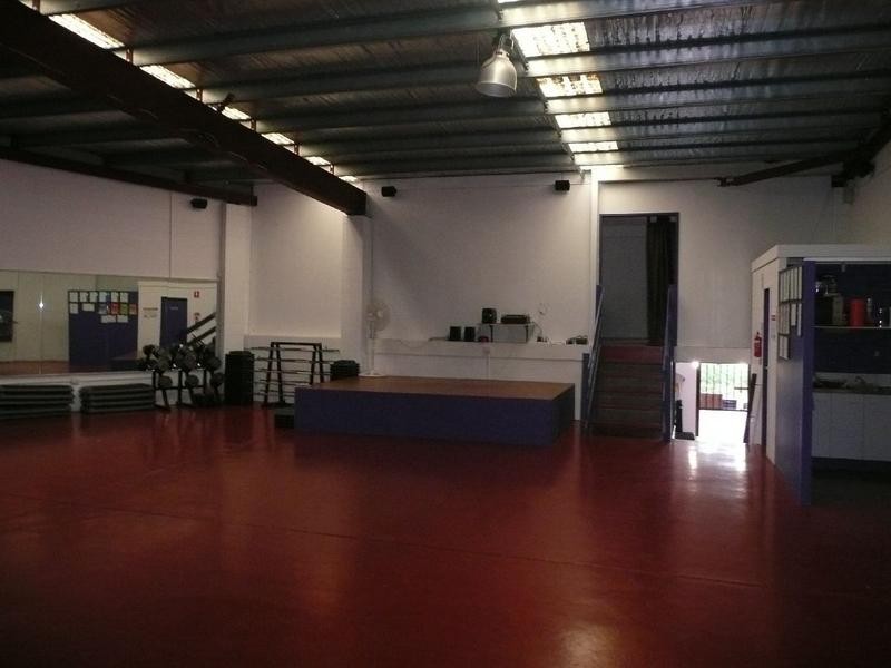 2/2 Carnarvon Road, West Gosford NSW 2250