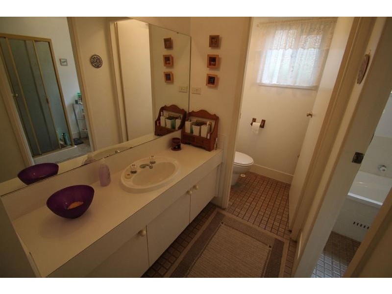 27 Perratt Close, Lisarow NSW 2250