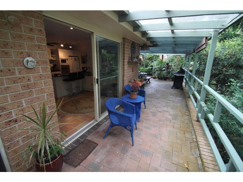 27 Perratt Close, Lisarow NSW 2250
