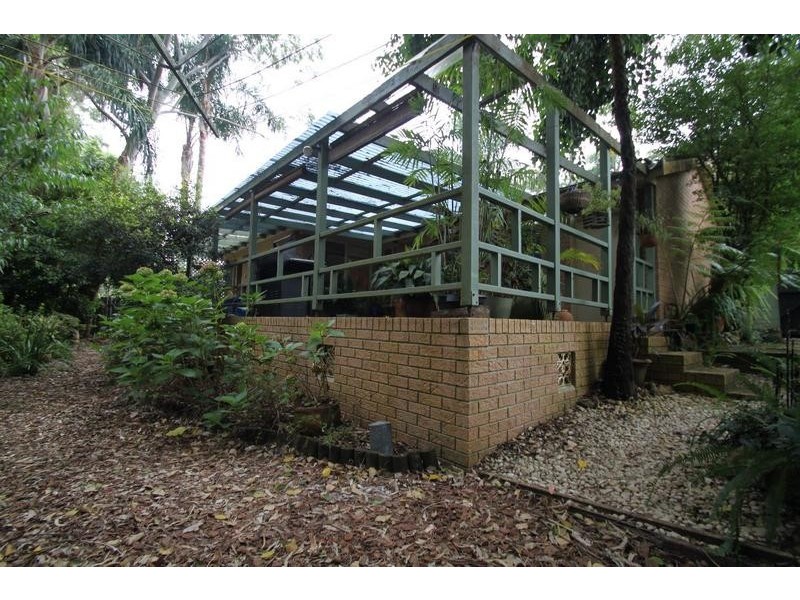 27 Perratt Close, Lisarow NSW 2250