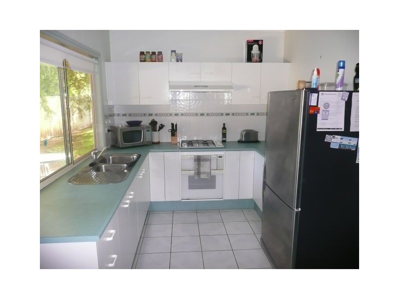 5/8 Beechwood Close, Ourimbah NSW 2258